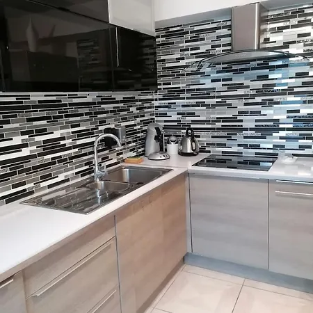 Saint-quentin-plaisance * Saint-Quentin (Aisne)